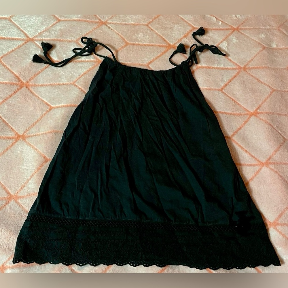 🎱 J. Crew Black Lace Trim Tank Top 🎱